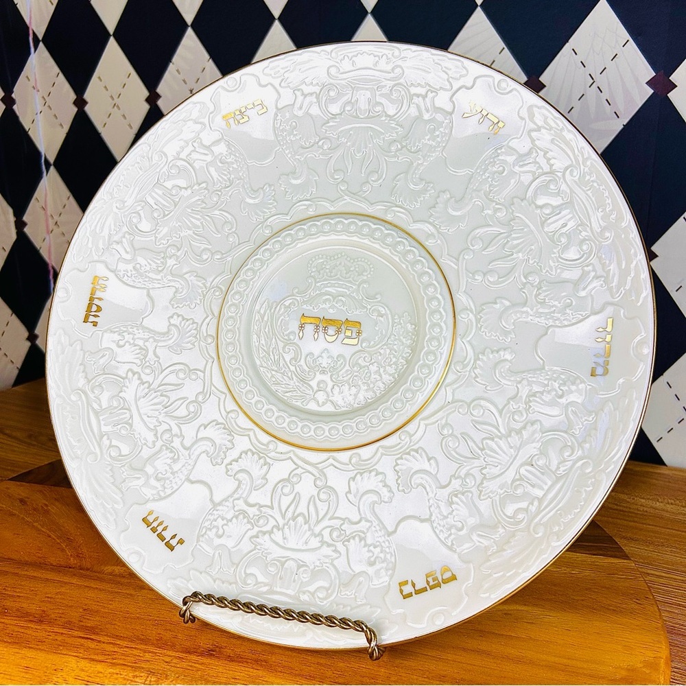 Lenox Judaic Seder Blessings Platter – Ivory Porcelain with 24K Gold Trim- 13” - Picture 5 of 5